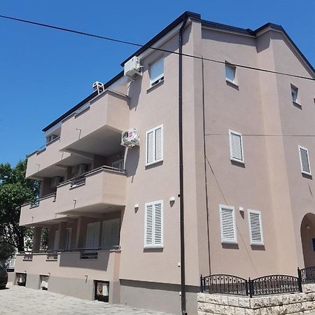 Apartments Vinko Novalja Kültér fotó