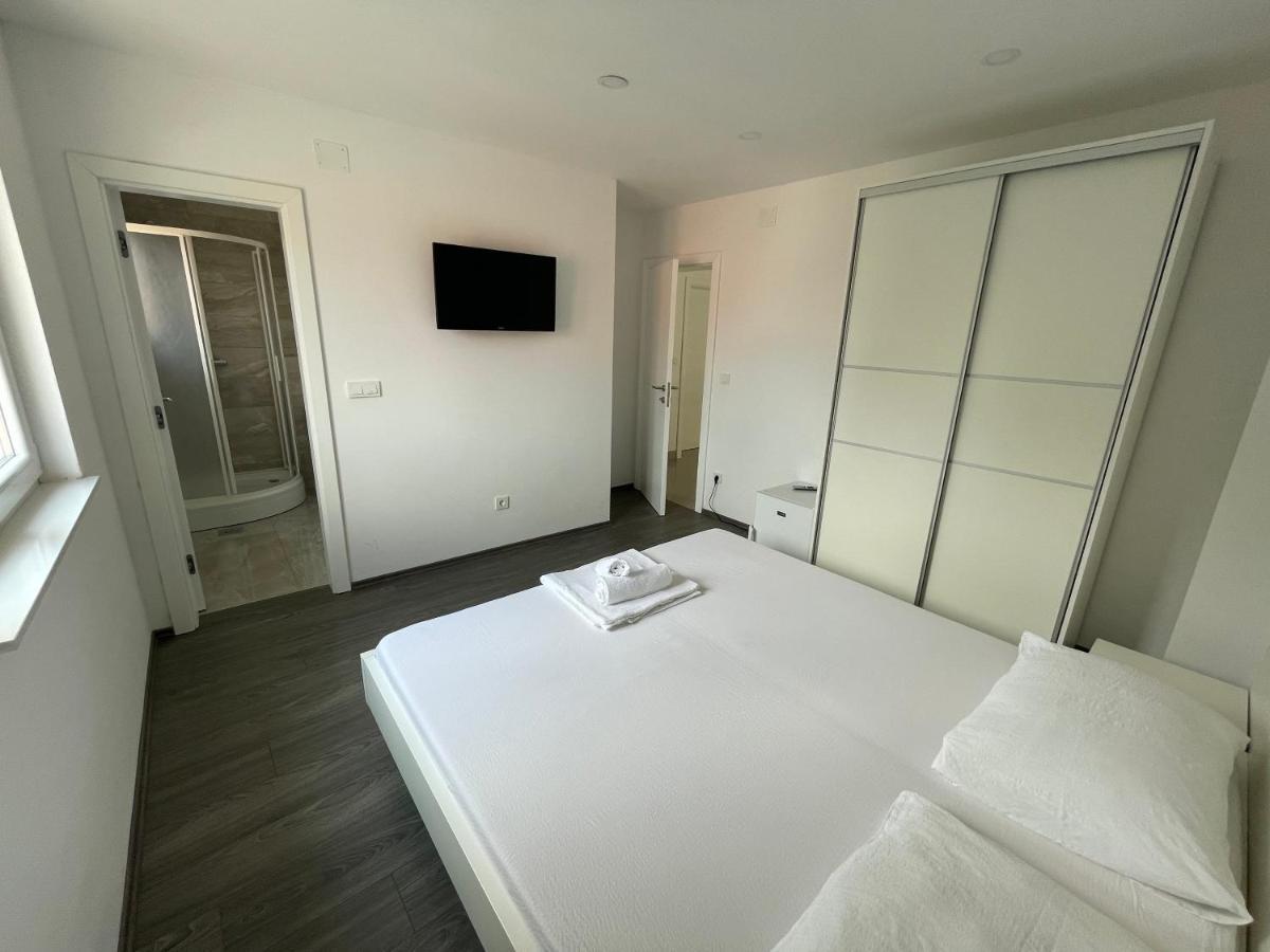 Apartments Vinko Novalja Kültér fotó